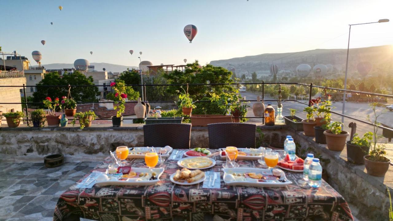 Lucky Luke Stone House Apartment Göreme Ngoại thất bức ảnh