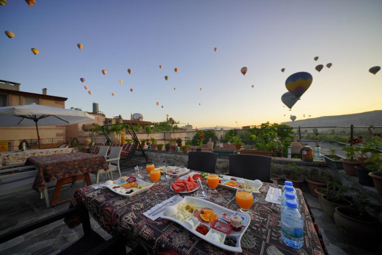 Lucky Luke Stone House Apartment Göreme Ngoại thất bức ảnh