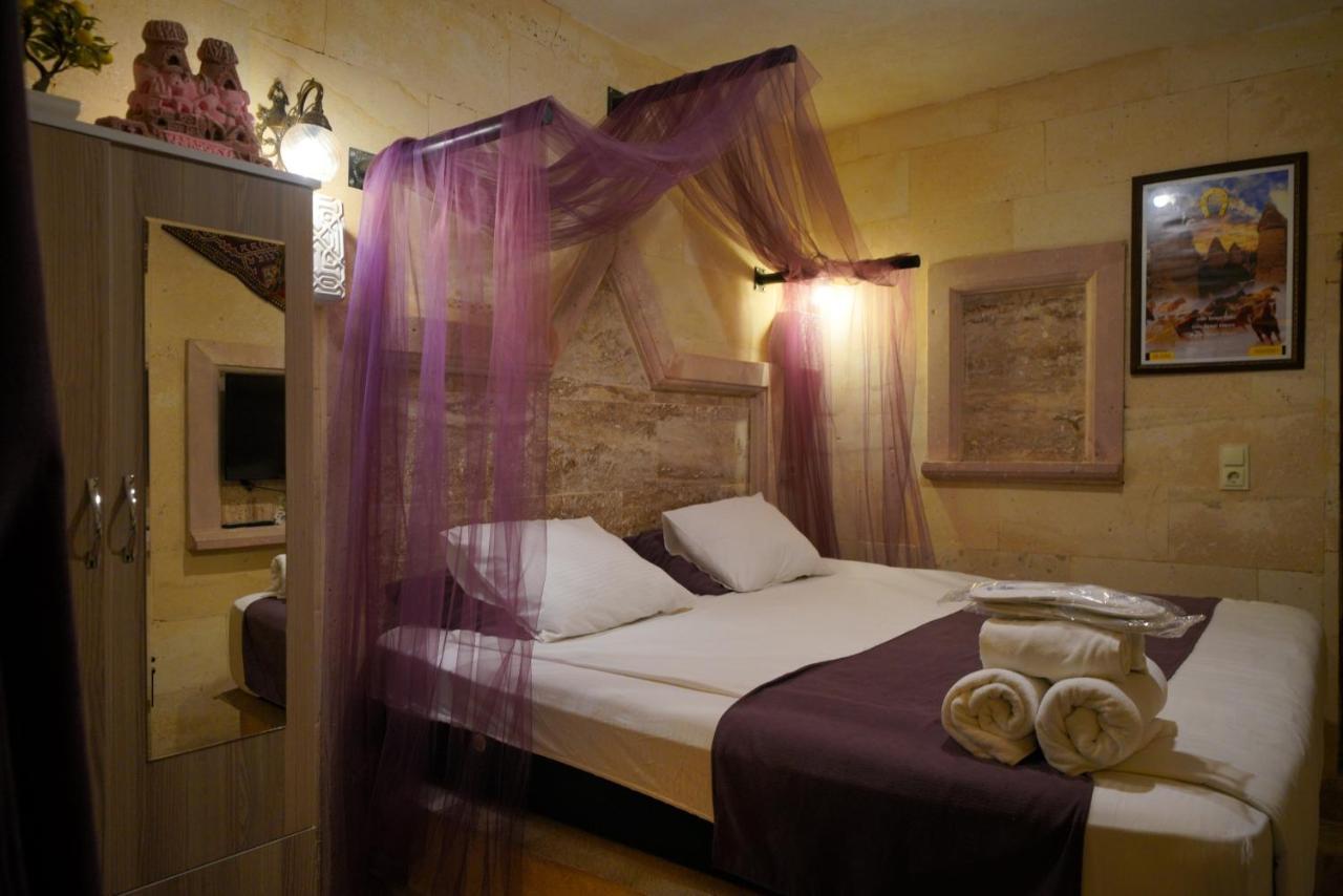 Lucky Luke Stone House Apartment Göreme Ngoại thất bức ảnh