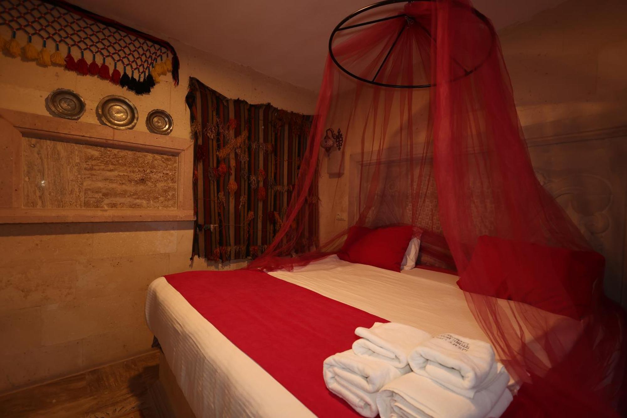 Lucky Luke Stone House Apartment Göreme Ngoại thất bức ảnh